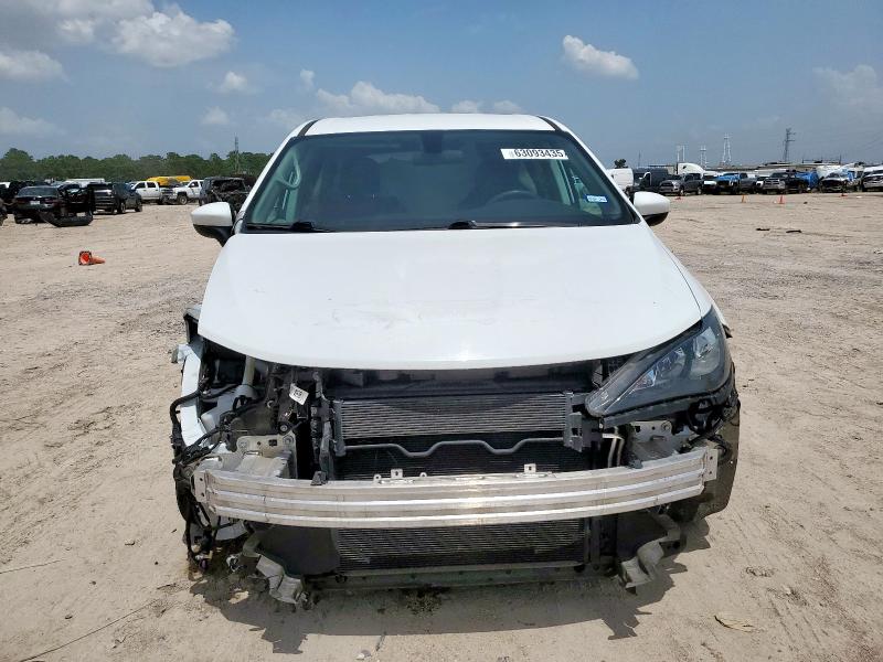 Photo 5 from auction – 2022 CHRYSLER VOYAGER LX with VIN 2C4RC1CG8NR219086