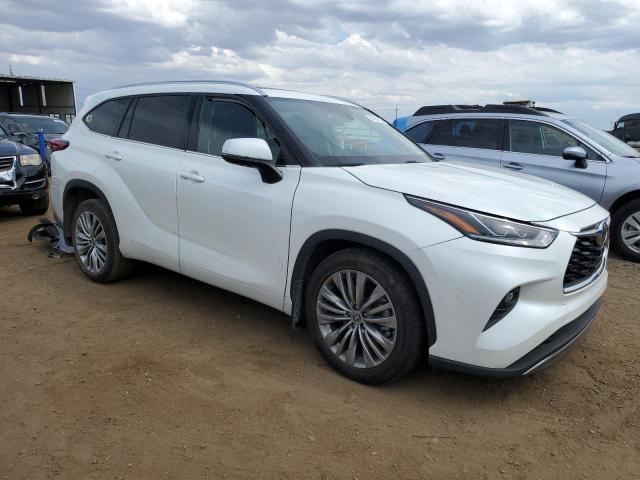 Photo 4 from auction – 2022 TOYOTA HIGHLANDER with VIN 5TDFZRBH4NS236422
