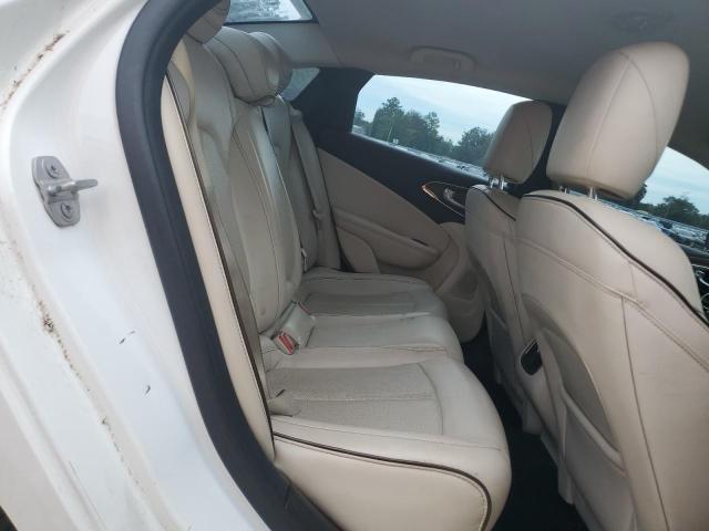 Photo 10 from auction – 2015 CHRYSLER 200 C with VIN 1C3CCCCG7FN599994