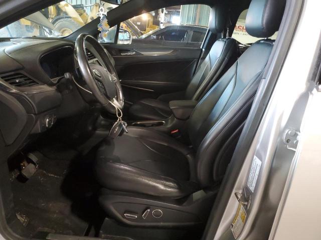 Photo 7 from auction – 2017 LINCOLN MKC PREMIE with VIN 5LMCJ1C98HUL15359