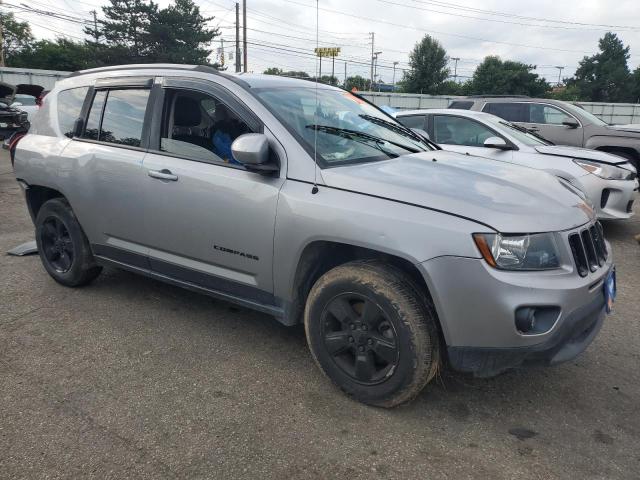 Photo 4 from auction – 2017 JEEP COMPASS LATITUDE with VIN 1C4NJCEB4HD182675