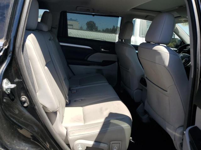 Photo 11 from auction – 2015 TOYOTA HIGHLANDER with VIN 5TDJKRFH2FS152965