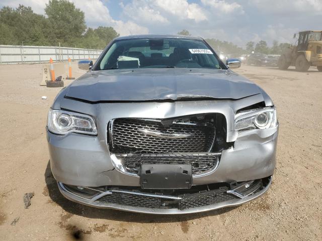Photo 5 from auction – 2018 CHRYSLER 300 LIMITE with VIN 2C3CCAKG0JH300417