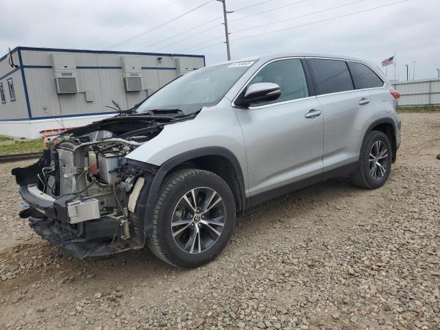 TOYOTA HIGHLANDER 2019 with VIN 5TDBZRFH0KS744309 - Photo from auction