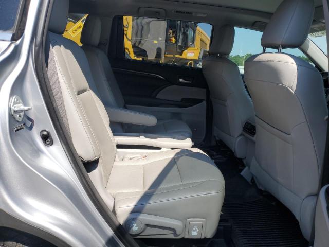 Photo 11 from auction – 2014 TOYOTA HIGHLANDER with VIN 5TDDKRFH2ES064526