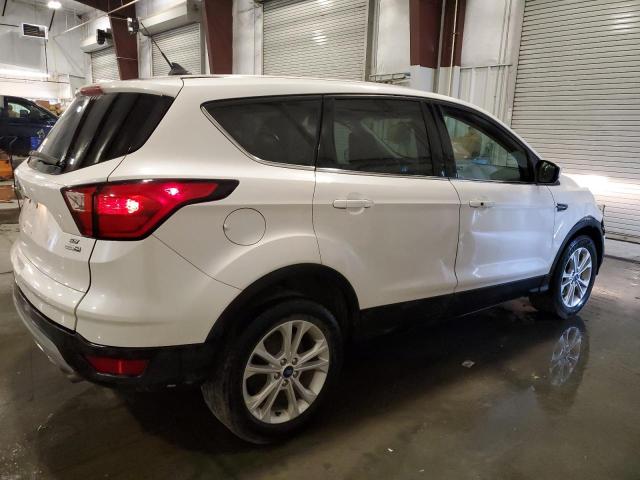 Photo 3 from auction – 2019 FORD ESCAPE SE with VIN 1FMCU9GD3KUA79993