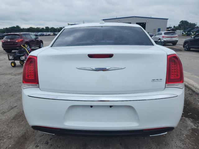 Photo 6 from auction – 2017 CHRYSLER 300 with VIN 2C3CCAAG2HH663586