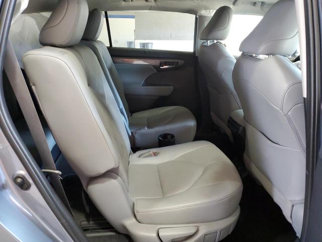 Photo 11 from auction – 2020 TOYOTA HIGHLANDER with VIN 5TDFZRBH5LS035674