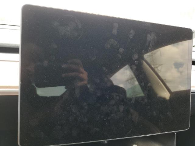 Photo 9 from auction – 2022 TESLA MODEL 3 with VIN 5YJ3E1EB2NF267504