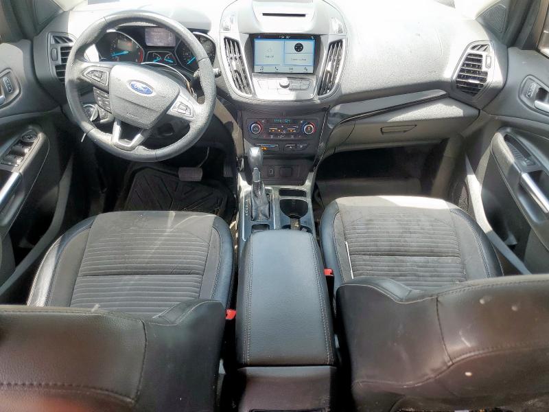 Photo 8 from auction – 2018 FORD ESCAPE SE with VIN 1FMCU0GD7JUB11399