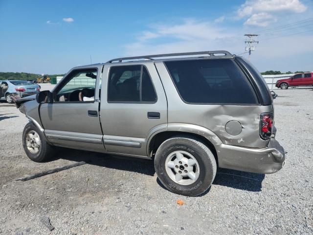 Photo 2 from auction – 2000 CHEVROLET BLAZER with VIN 1GNDT13W1Y2233066