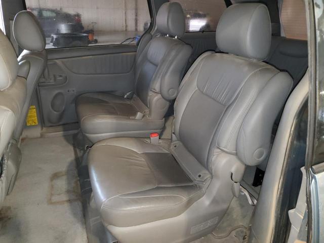 Photo 11 from auction – 2010 TOYOTA SIENNA XLE with VIN 5TDYK4CC2AS306206