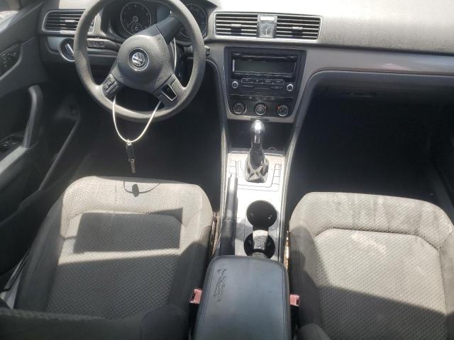 Photo 8 from auction – 2014 VOLKSWAGEN PASSAT S with VIN 1VWAS7A34EC042092