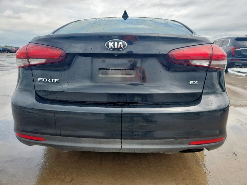 Photo 6 from auction – 2018 KIA FORTE EX with VIN 3KPFN4A82JE165676
