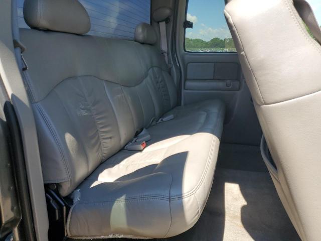Photo 10 from auction – 2002 CHEVROLET SILVERADO with VIN 1GCHK29U32E243645