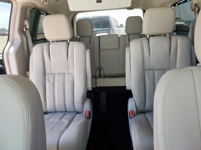 Photo 10 from auction – 2012 CHRYSLER TOWN & COU with VIN 2C4RC1CG7CR199992