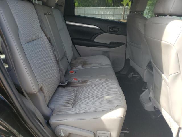 Photo 11 from auction – 2015 TOYOTA HIGHLANDER LE with VIN 5TDZKRFH9FS088295