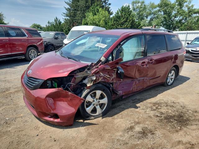 TOYOTA SIENNA LE 2011 with VIN 5TDKK3DC2BS156288 - Photo from auction