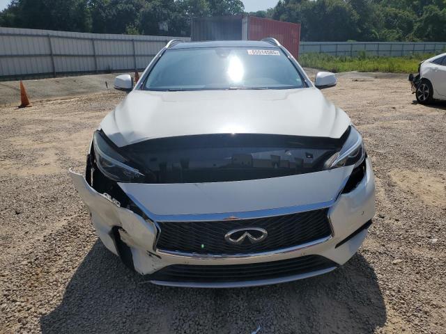 Photo 5 from auction – 2017 INFINITI QX30 BASE with VIN SJKCH5CPXHA030671