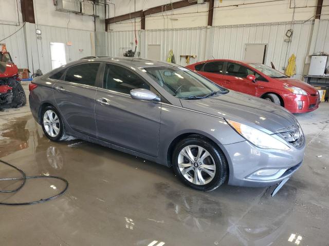 Photo 4 from auction – 2011 HYUNDAI SONATA SE with VIN 5NPEC4AB4BH233647