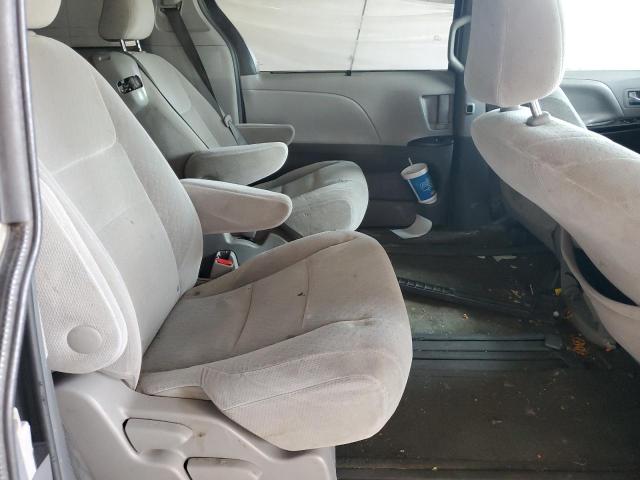 Photo 11 from auction – 2016 TOYOTA SIENNA LE with VIN 5TDKK3DCXGS714332