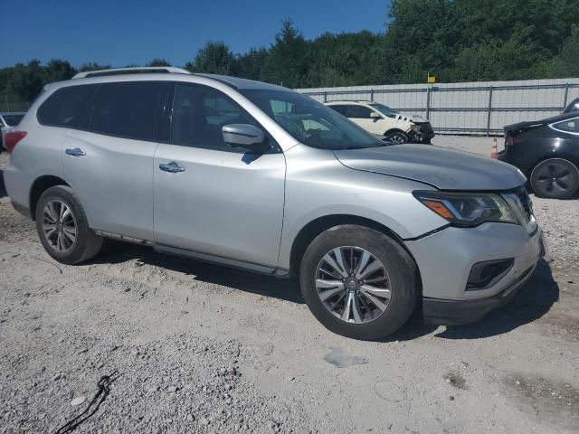 Photo 4 from auction – 2017 NISSAN PATHFINDER with VIN 5N1DR2MM5HC679771
