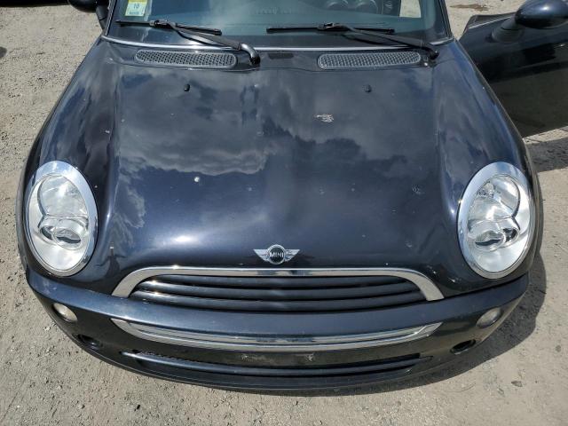 Photo 11 from auction – 2006 MINI COOPER with VIN WMWRF33556TG15567
