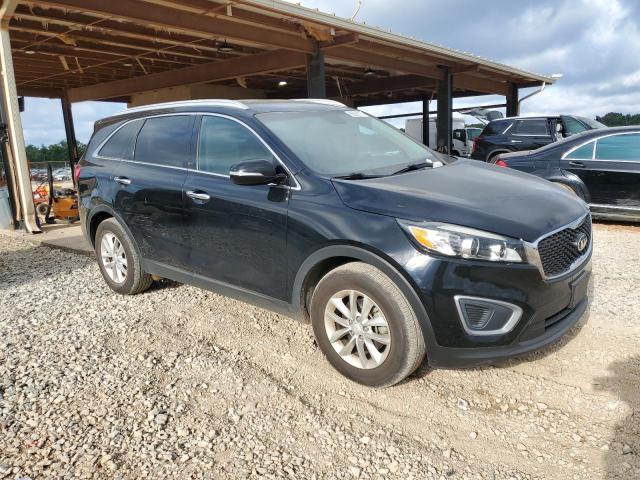 Photo 4 from auction – 2017 KIA SORENTO LX with VIN 5XYPG4A35HG275931