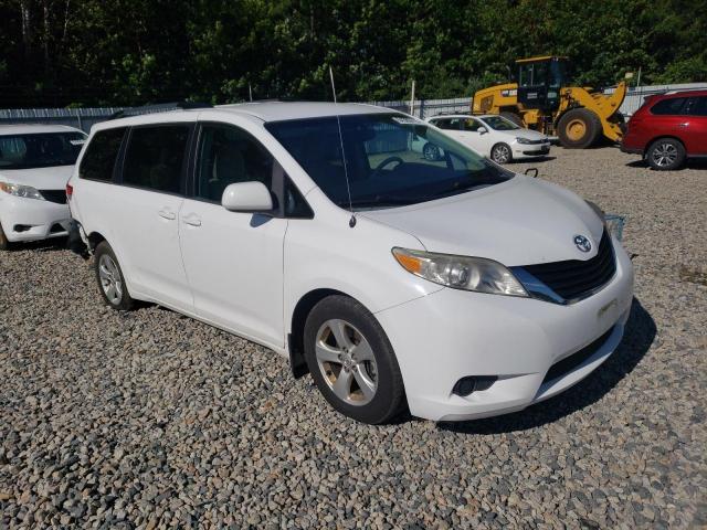 Photo 4 from auction – 2013 TOYOTA SIENNA LE with VIN 5TDKK3DC2DS372760