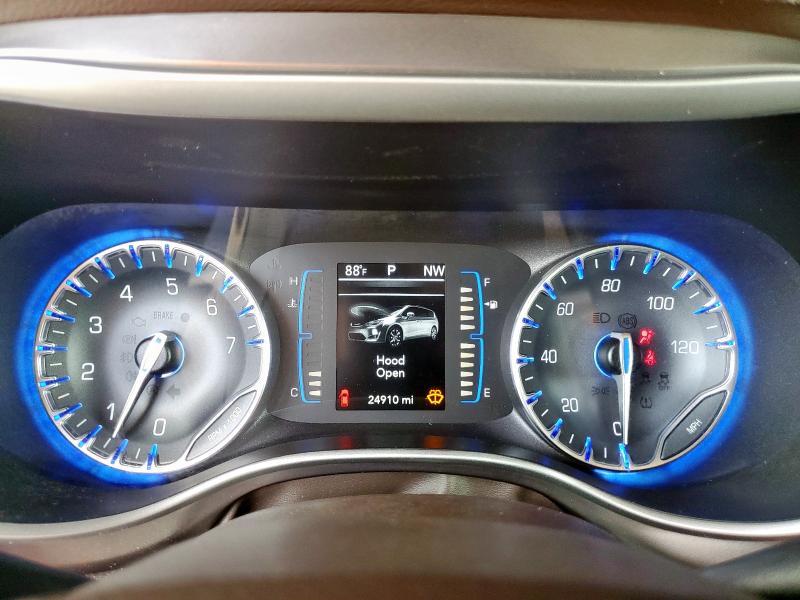 Photo 9 from auction – 2018 CHRYSLER PACIFICA L with VIN 2C4RC1CG5JR194321