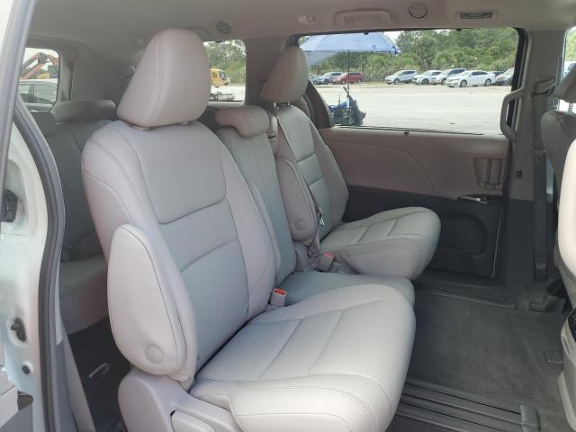 Photo 11 from auction – 2018 TOYOTA SIENNA XLE with VIN 5TDYZ3DC7JS962051