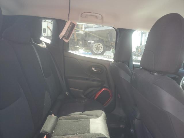 Photo 11 from auction – 2018 JEEP RENEGADE T with VIN ZACCJBCB3JPJ08513