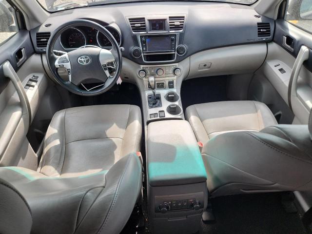 Photo 8 from auction – 2013 TOYOTA HIGHLANDER with VIN 5TDBK3EH7DS193642