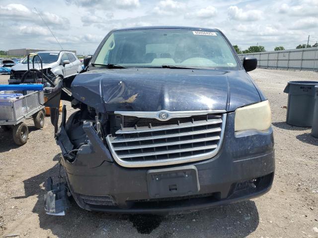 Photo 5 from auction – 2010 CHRYSLER TOWN & COU with VIN 2A4RR2D17AR334118
