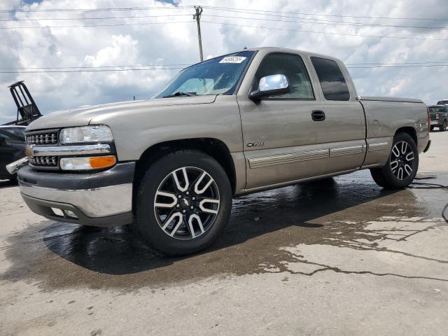 CHEVROLET SILVERADO 2002 with VIN 2GCEC19TX21207115 - Photo from auction