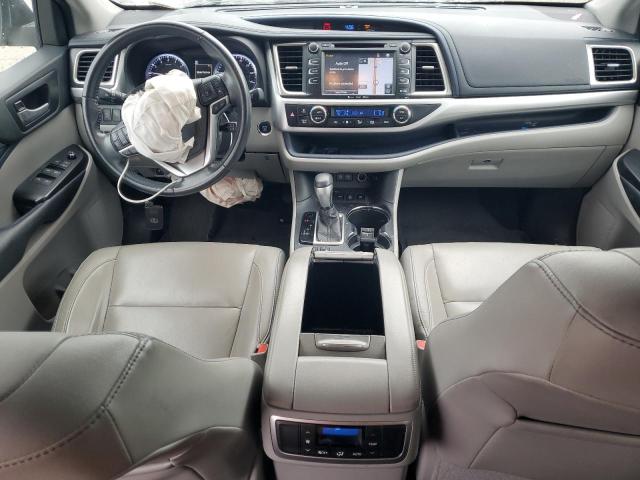 Photo 8 from auction – 2017 TOYOTA HIGHLANDER with VIN 5TDJZRFHXHS401642