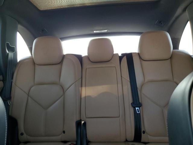 Photo 10 from auction – 2016 PORSCHE CAYENNE with VIN WP1AA2A27GKA08025