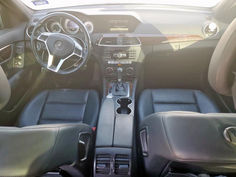 Photo 8 from auction – 2014 MERCEDES-BENZ C 250 with VIN WDDGF4HBXEA961237
