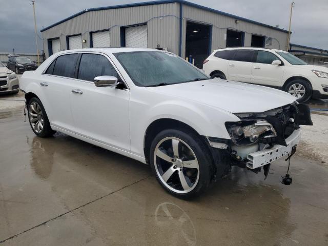 Photo 4 from auction – 2018 CHRYSLER 300 LIMITE with VIN 2C3CCAEG9JH222585