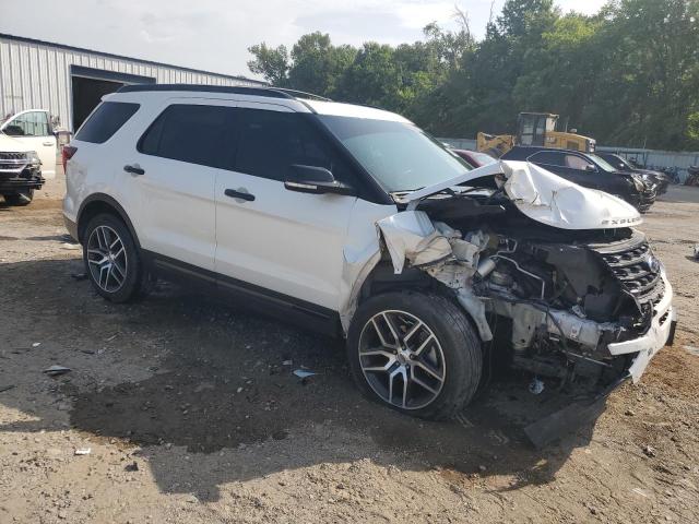 Photo 4 from auction – 2016 FORD EXPLORER S with VIN 1FM5K8GT7GGB02049