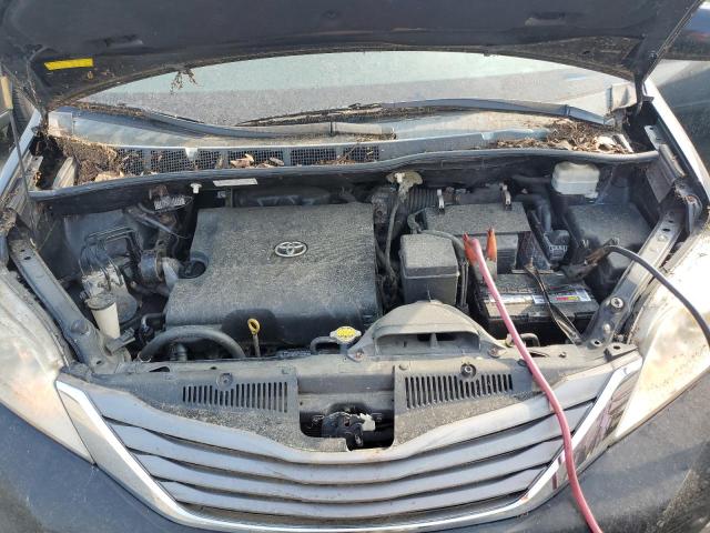 Photo 12 from auction – 2011 TOYOTA SIENNA XLE with VIN 5TDYK3DC5BS098350