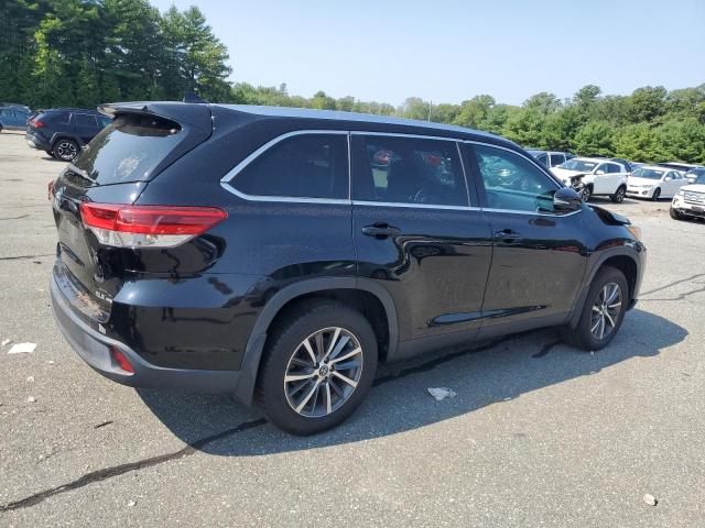 Photo 3 from auction – 2019 TOYOTA HIGHLANDER with VIN 5TDJZRFH6KS568684