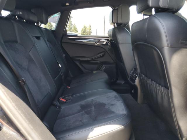 Photo 11 from auction – 2018 PORSCHE MACAN with VIN WP1AA2A59JLB09143