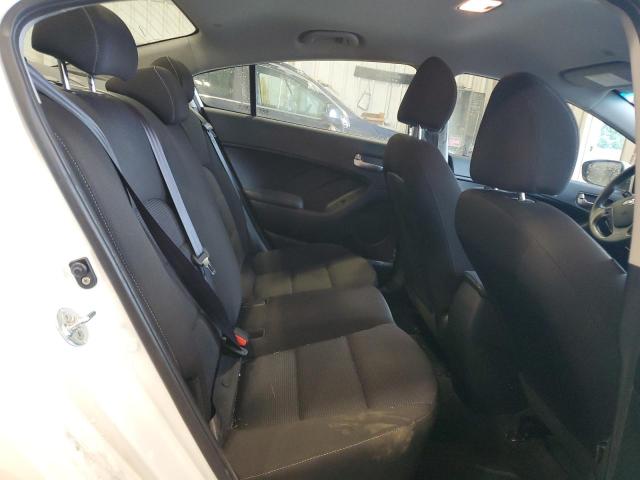 Photo 10 from auction – 2017 KIA FORTE LX with VIN 3KPFK4A70HE106586