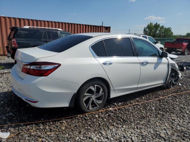 Photo 3 from auction – 2017 HONDA ACCORD with VIN 1HGCR2F35HA020039