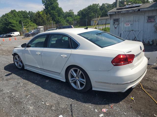 Photo 2 from auction – 2015 VOLKSWAGEN PASSAT SEL with VIN 1VWCM7A3XFC009229