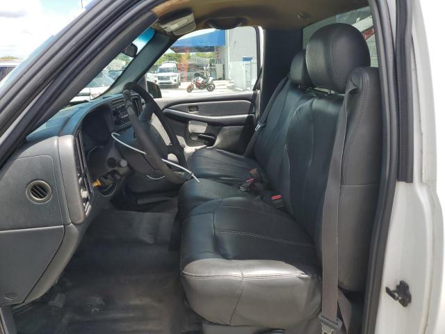 Photo 7 from auction – 2000 CHEVROLET SILVERADO with VIN 1GCEC14V8YZ305276