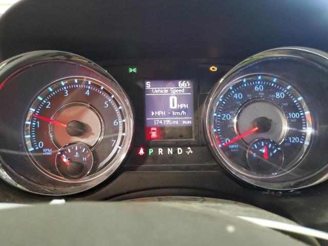 Photo 9 from auction – 2013 CHRYSLER TOWN & COU with VIN 2C4RC1BG1DR621158