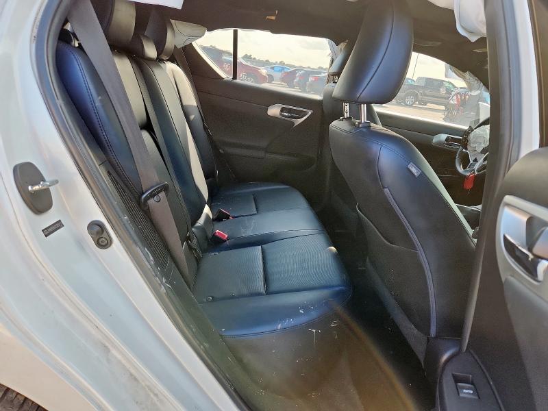 Photo 10 from auction – 2012 LEXUS CT 200 with VIN JTHKD5BH2C2050113