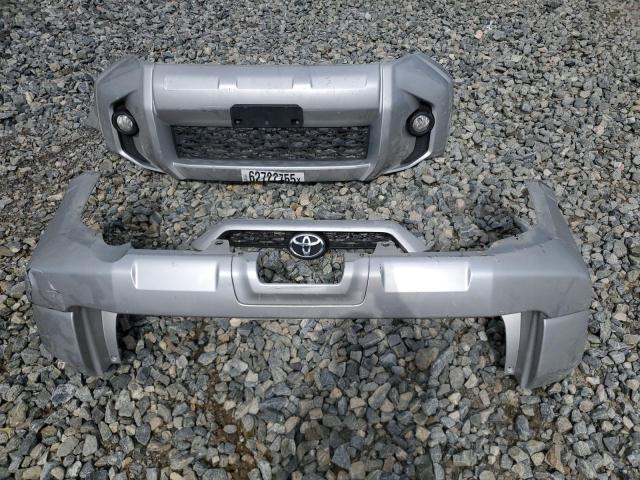 Photo 13 from auction – 2018 TOYOTA 4RUNNER SR with VIN JTEZU5JR4J5179133